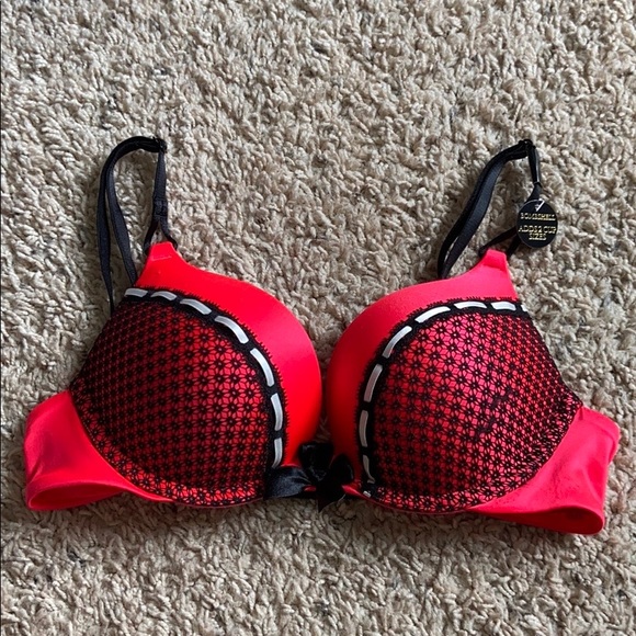 Victoria's Secret Other - NWT Victoria Secret Bombshell Bra Size 32AA
